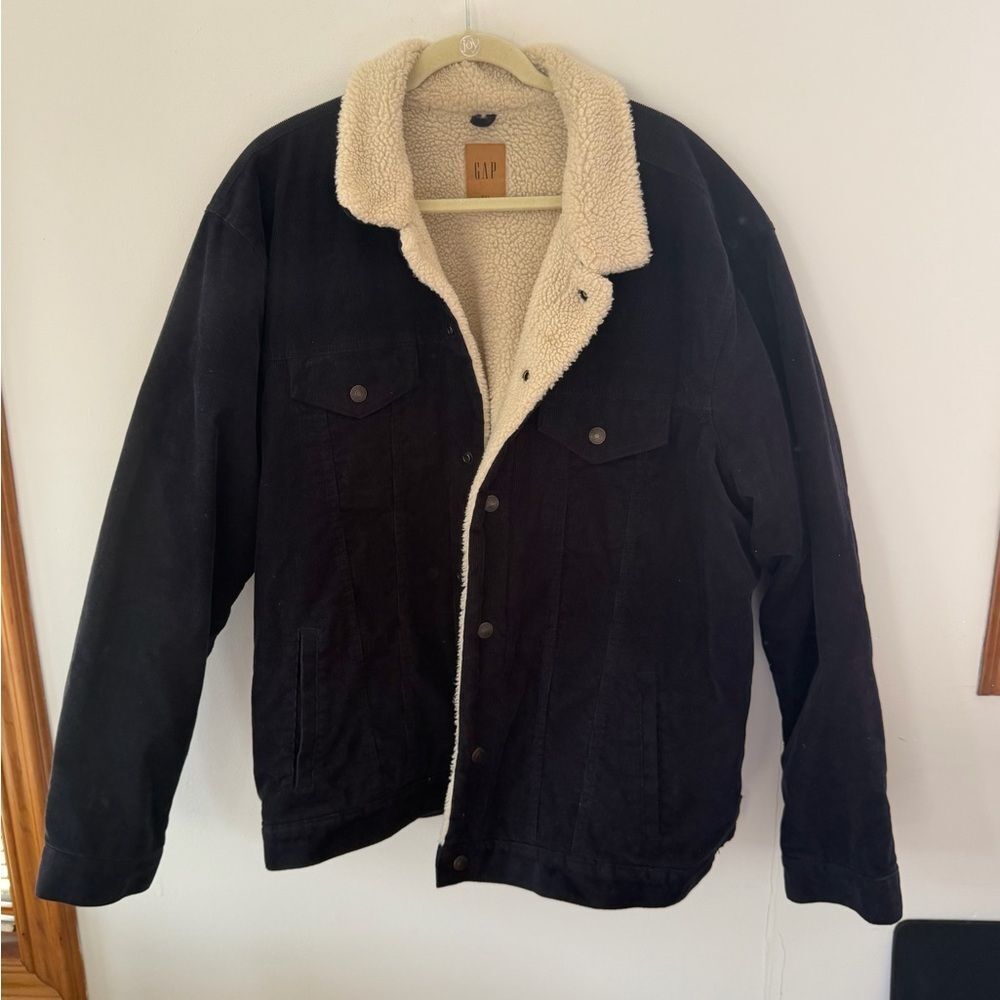 Gap Sherpa-Lined Icon Corduroy Jacket in navy XXL